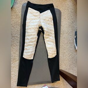 Indyeva Quilted down Panel Performance Leggings in Black and White